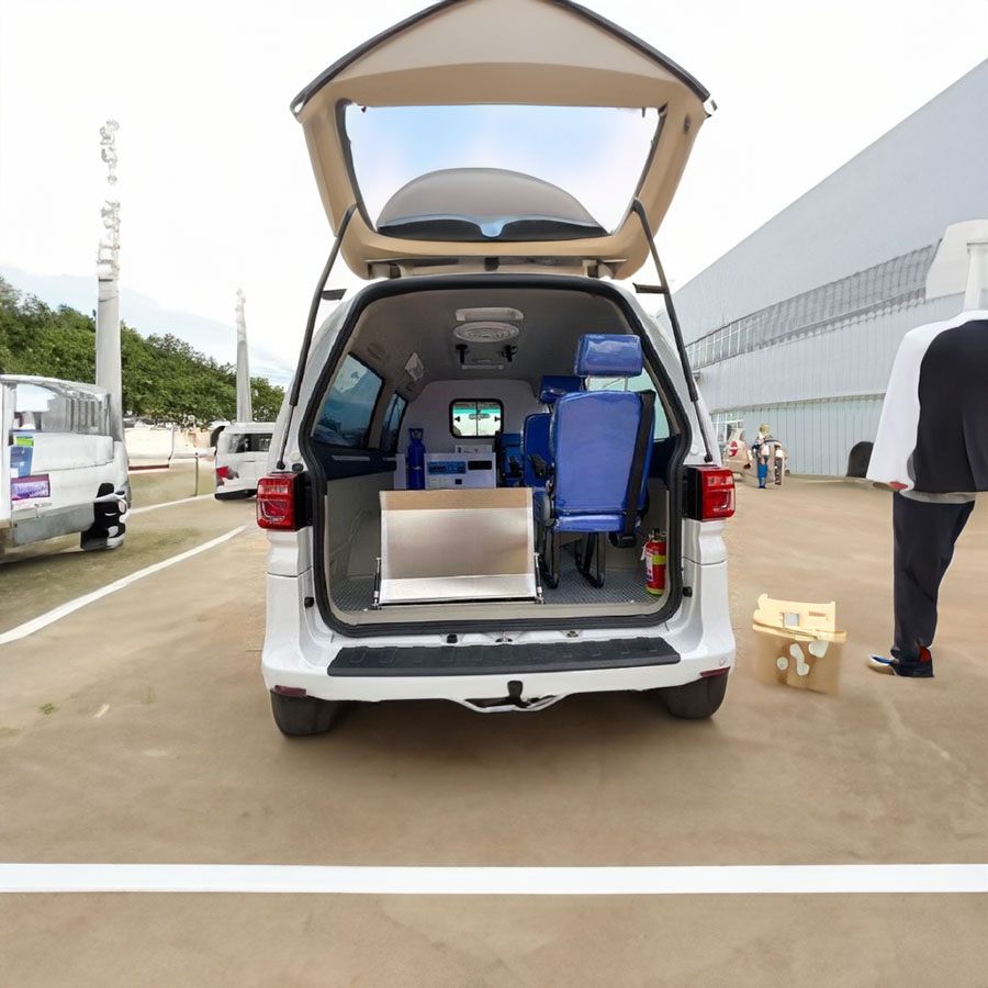 长沙出租私人救护车联系电话