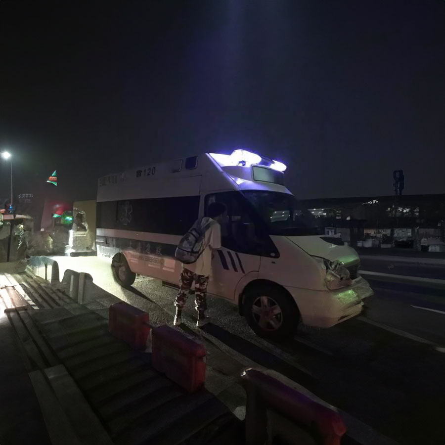 长沙租赁私人救护车电话号码