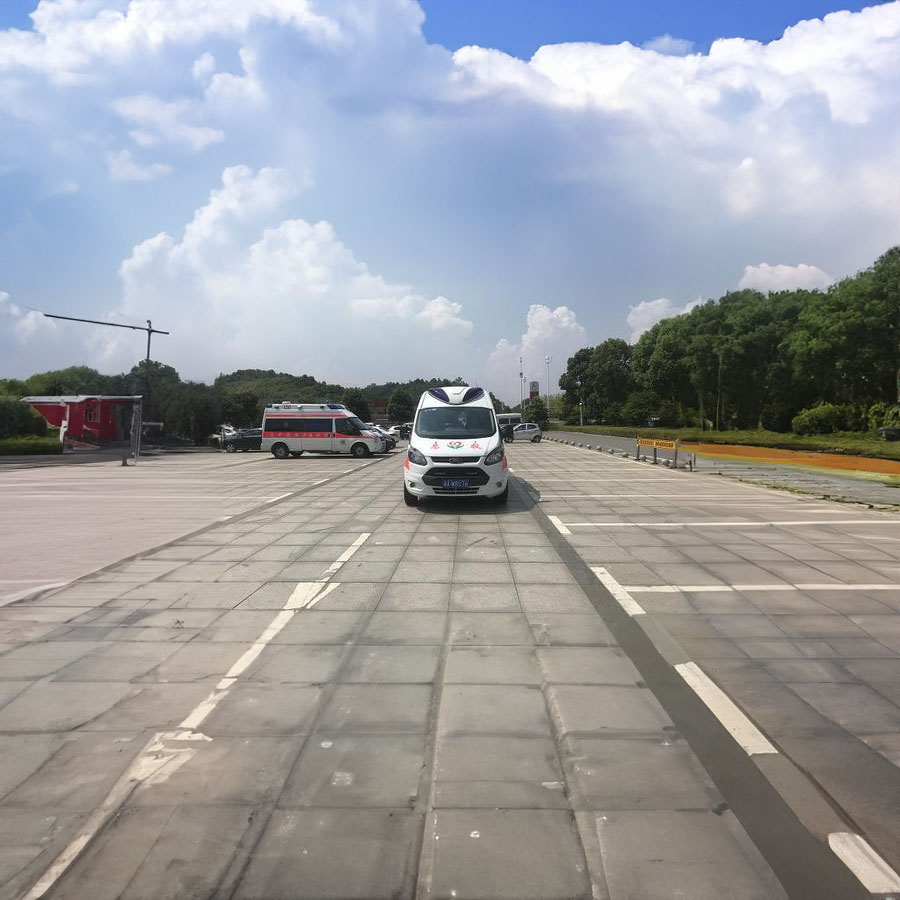 长沙出租私人救护车联系电话